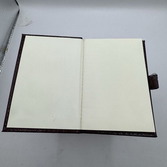 Vintage Italian Pressed Silver And Leather Small Decorative Address Book Unused - Picture 4 of 10
